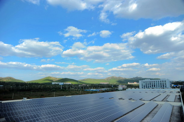 國(guó)家下達(dá)首批光伏扶貧項(xiàng)目　惠及55萬(wàn)余貧困戶(hù)